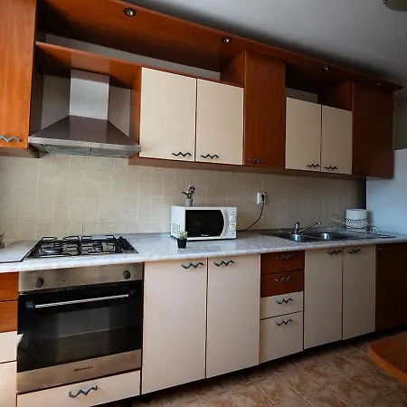 Edelweiss Apartment -Gara Braşov Extérieur photo