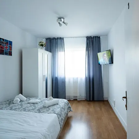 Edelweiss Apartment -Gara Braşov Extérieur photo